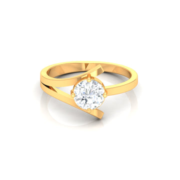 Stunning Solitaire Ladies Ring 14KT